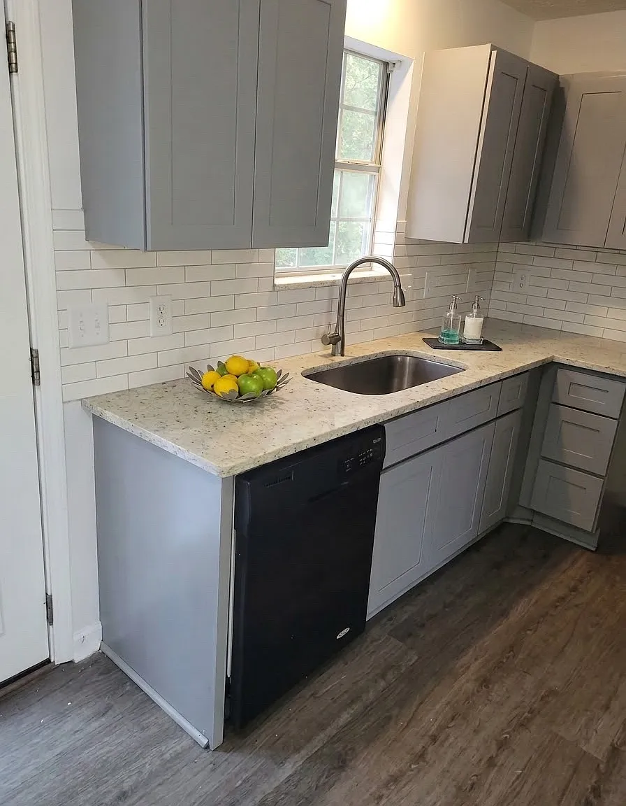 4041 Scotwood Dr — Photo 3