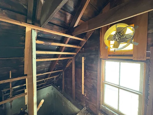 5 Yield Rd, Center Barnstead, NH 03225