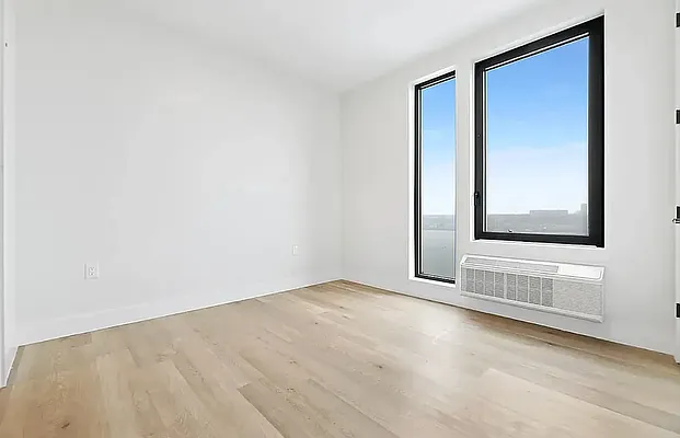 Rented by REAL New York | media 7