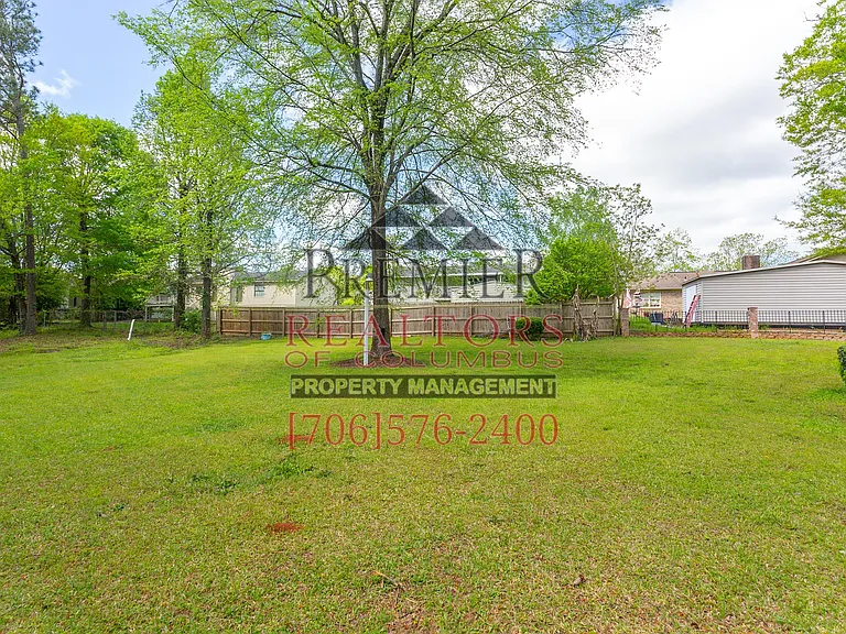 1740 Doerun Dr — Photo 34