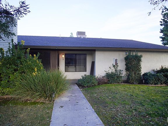 2nd image of 6808 N Half Moon Dr