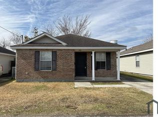 372 Robinson Ave, Marrero, LA 70072