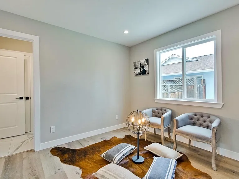 951 Camino Dr — Photo 10