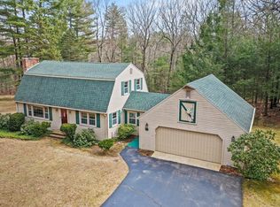 36 Osgood Rd, Charlton, MA 01507
