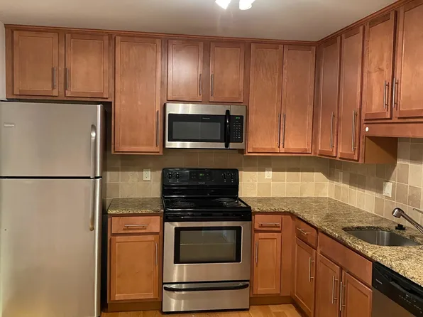 1600AA Washington St #106, West Newton, MA 02465