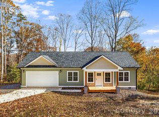 129 Brentwood Rd, Morganton, NC 28655