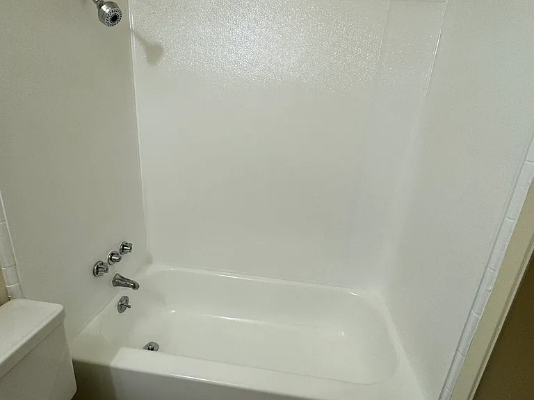 2500 W Hickory St #22 — Photo 9