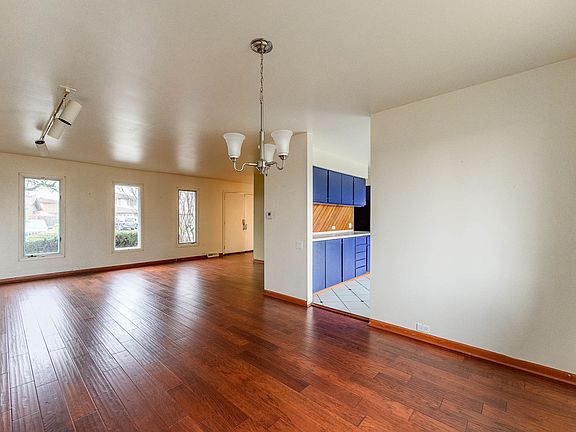 4th image of 523 S Harper Ave