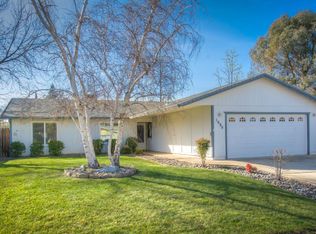 1060 Peregrine Way, Redding, CA 96003