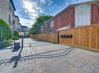 2412 Potomac Dr, Houston, TX 77057