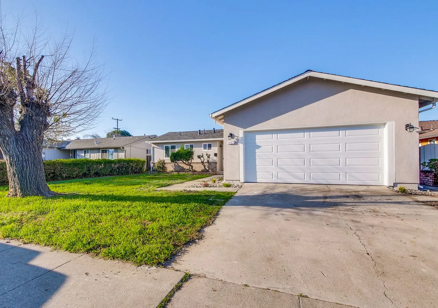 Like New Home. Available Soon! — Photo 3