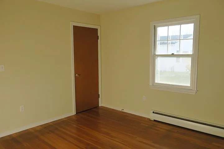 524 Wallis Rd — Photo 18