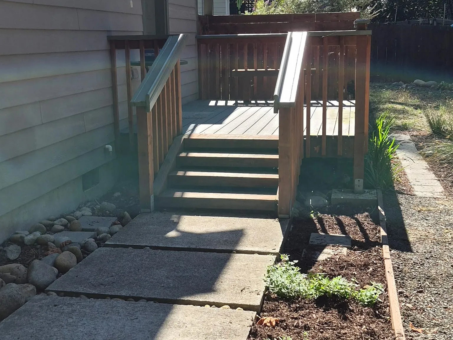 3 bed, 1832 sqft, $2,300 — Photo 2