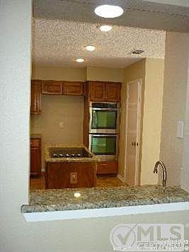 2nd image of 1811 Summer Park Ln