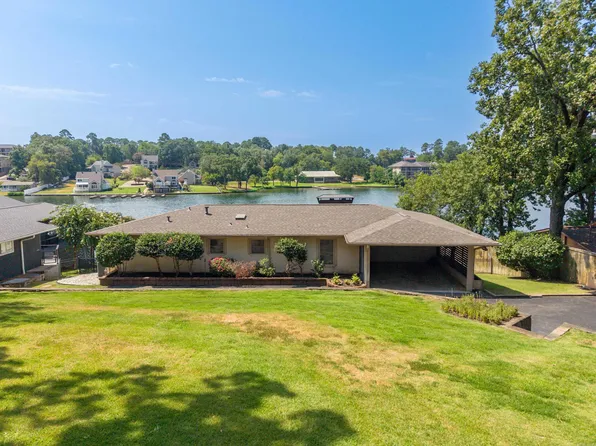 302 Long Island Dr, Hot Springs, AR 71913