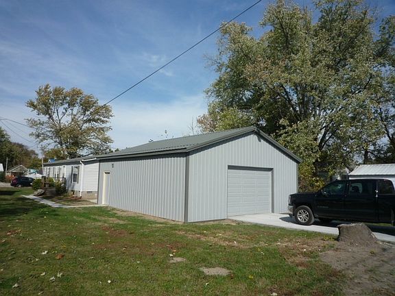 5th image of 1023 N 13th St