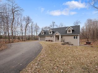 1505 Hidden Valley Cir, Houlton, WI 54082