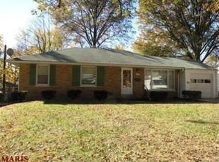 914 Buckeye Dr, Saint Louis, MO