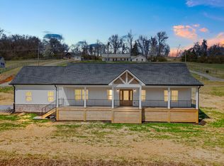 2980 Knob Creek Rd, Gray, TN 37615