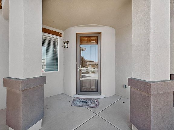 3rd image of 1810 Vista De Colinas Dr SE