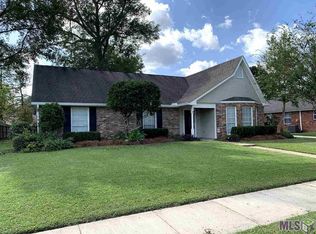5544 Holly Springs Dr, Baton Rouge, LA 70817