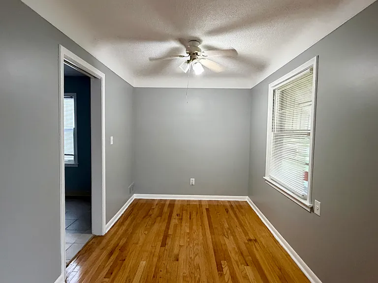 22530 Leewin St — Photo 6
