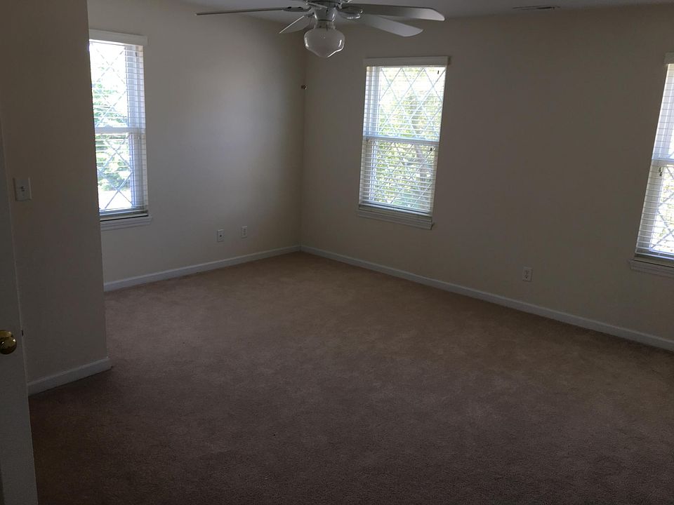 Bedroom both have ceiling fans