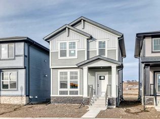 406 S Heartland Way, Cochrane, AB T4C 0M6