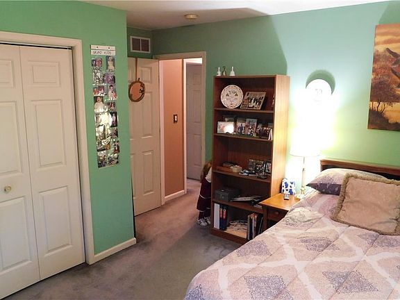 5th image of 9 Benfield Rd