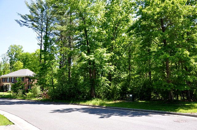 1st image of 15A Old White Dr