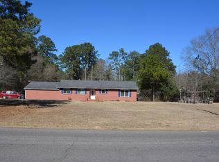 67 College Dr, Laurel, MS 39440