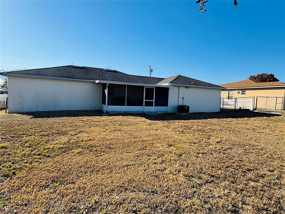 2nd image of 6020 Lake Ruth Dr E