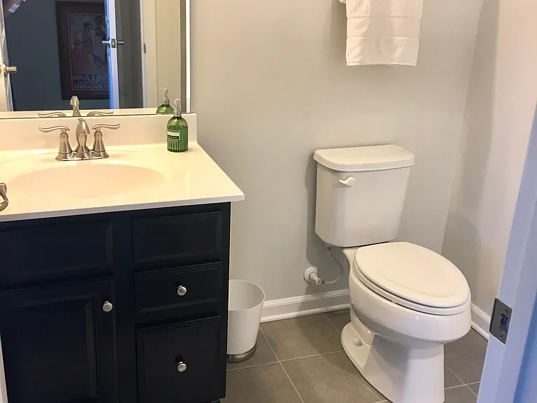 8204 Secluded Cove Ln — Photo 19