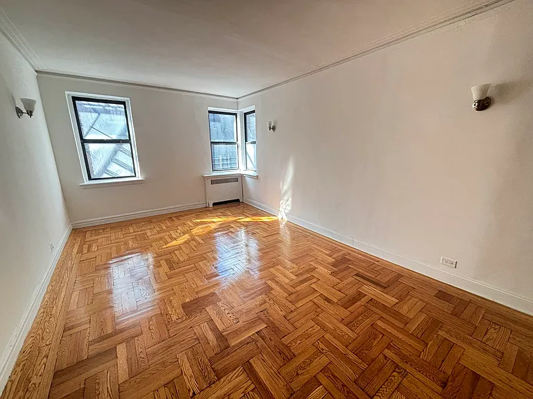 6 E 167th St #34 — Photo 2