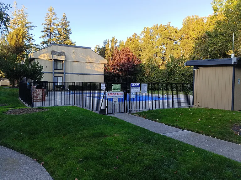 6724 Plymouth Rd #37 — Photo 18