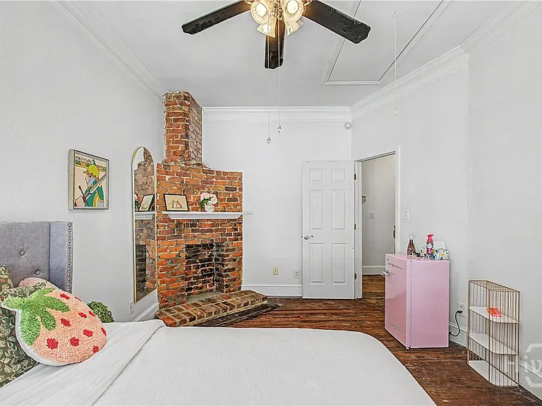 1410 Jefferson St — Photo 35