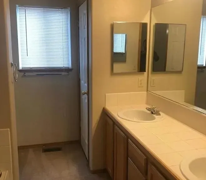 7093 Grand Prairie Dr — Photo 7