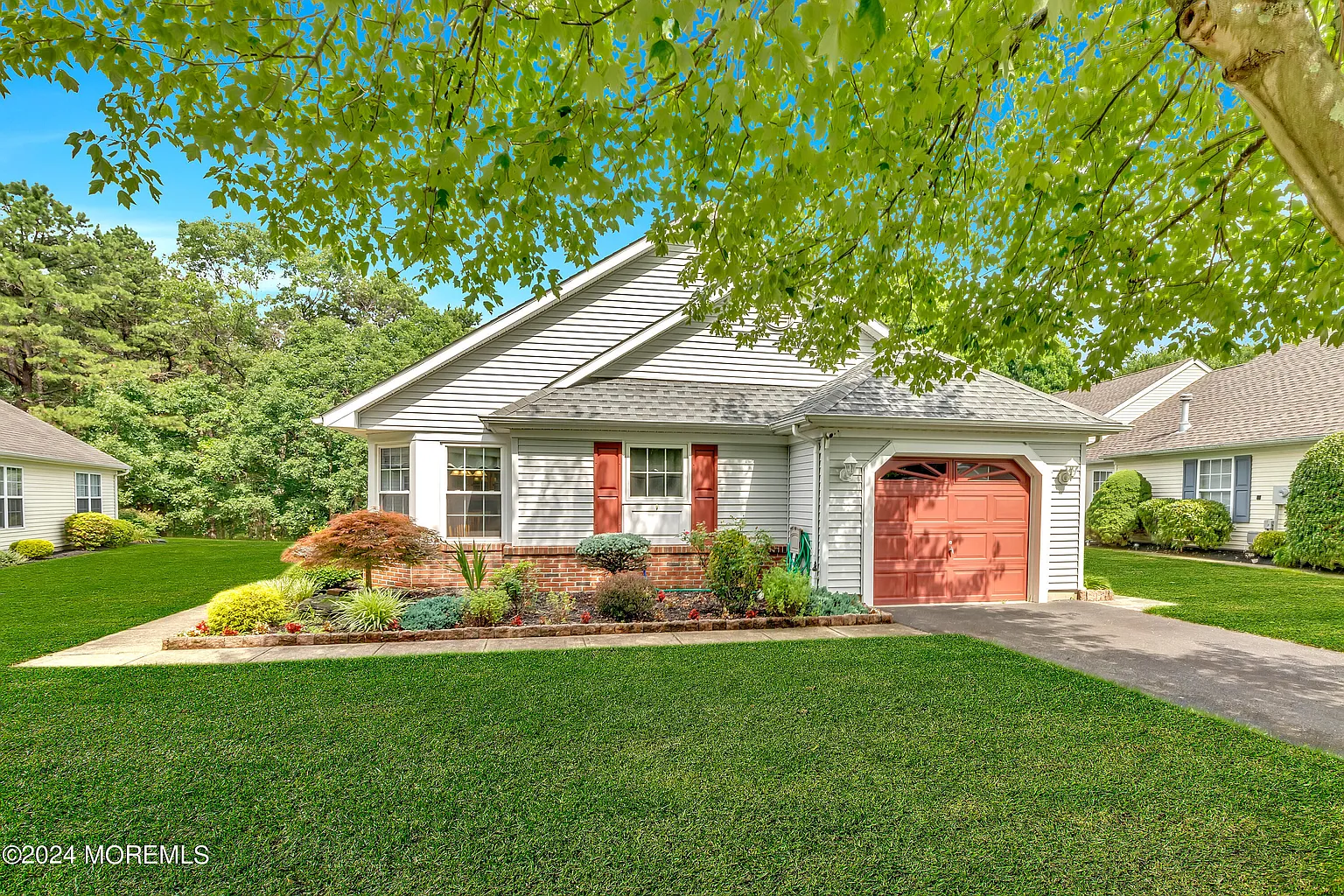 2660 Lancaster Lane photo 1