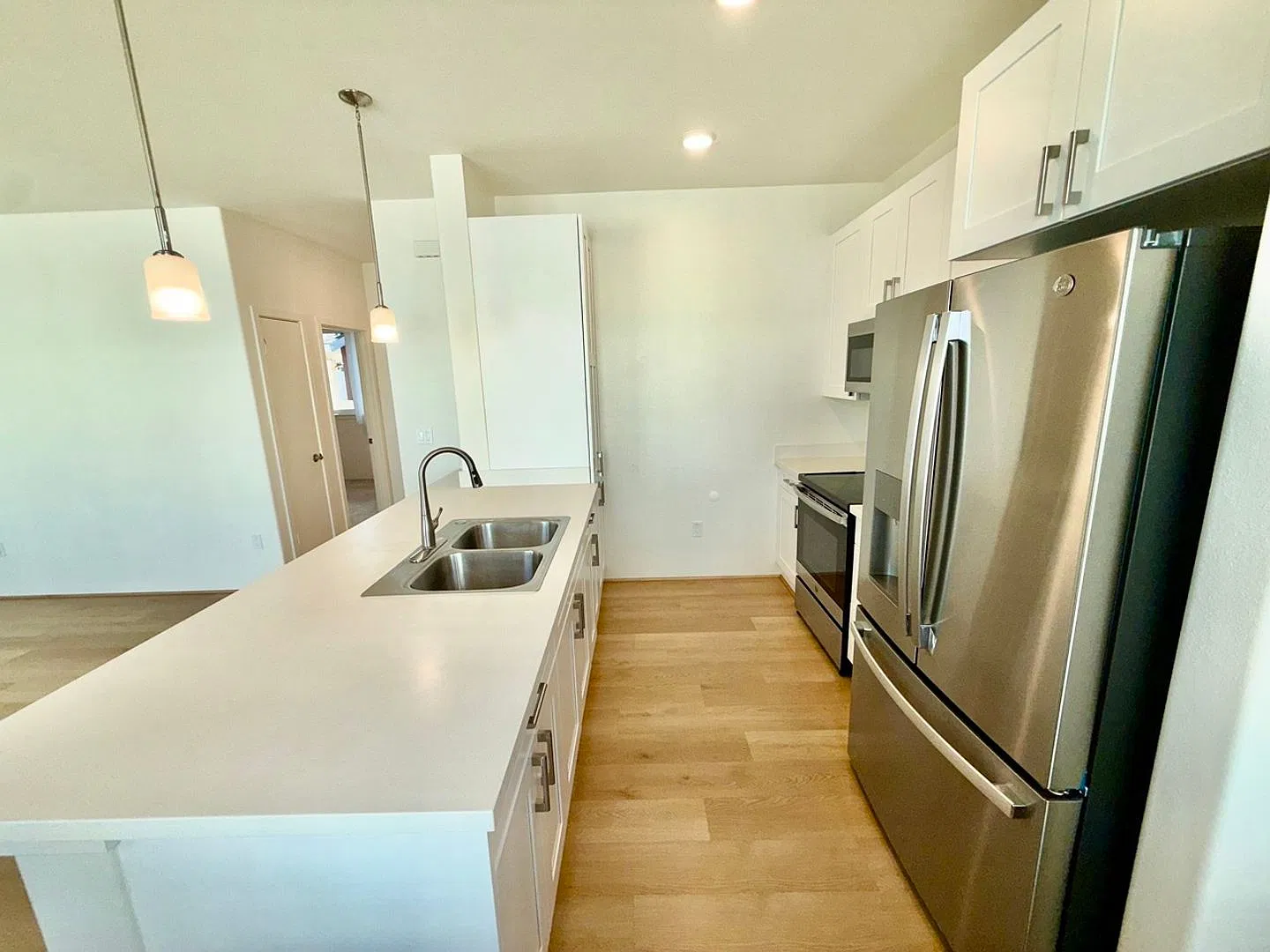 Koa Ridge/3 BD/ 2 BA/Garage/Private Yard — Photo 3