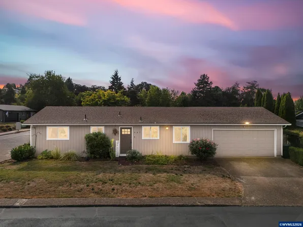 947 Genie St SE, Salem, OR 97306