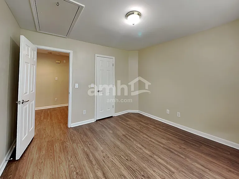 4220 Millside Walk SE — Photo 15