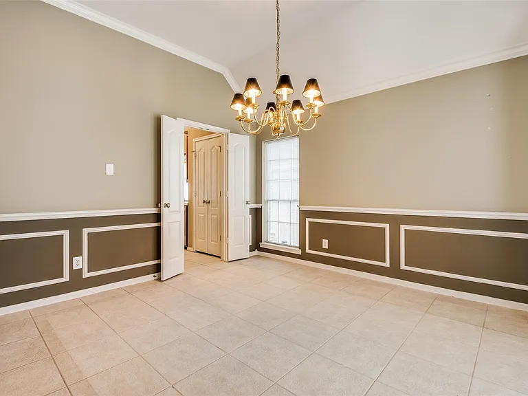 9827 Bestin Ln — Photo 5