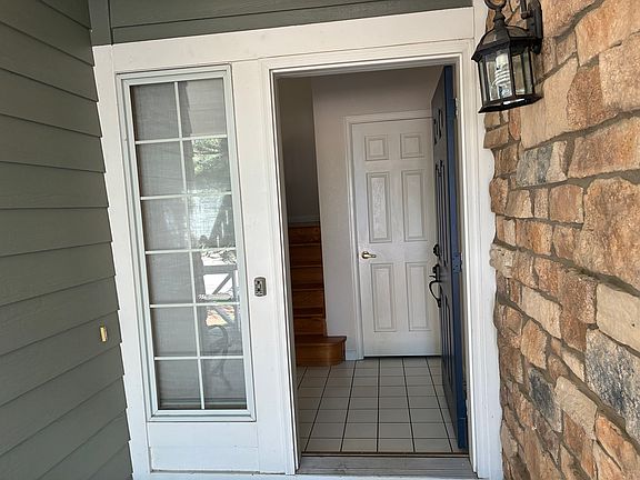 2nd image of 10328 Stoneflower Dr