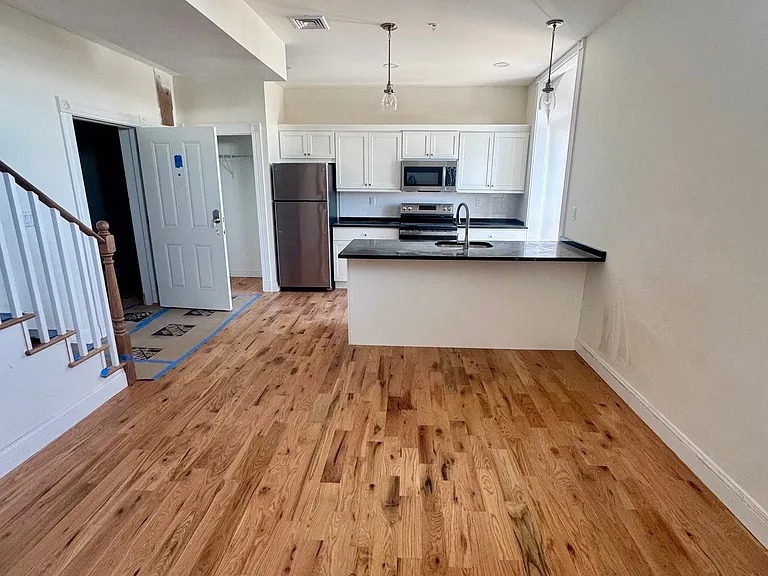 157 Green St #2B — Photo 12