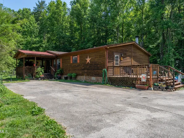 232 Shady Rd, Oliver Springs, TN 37840