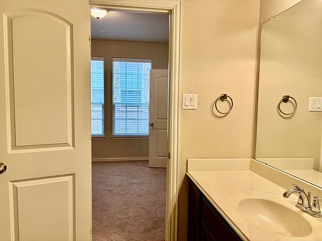 4654 Penelope Ln — Photo 19