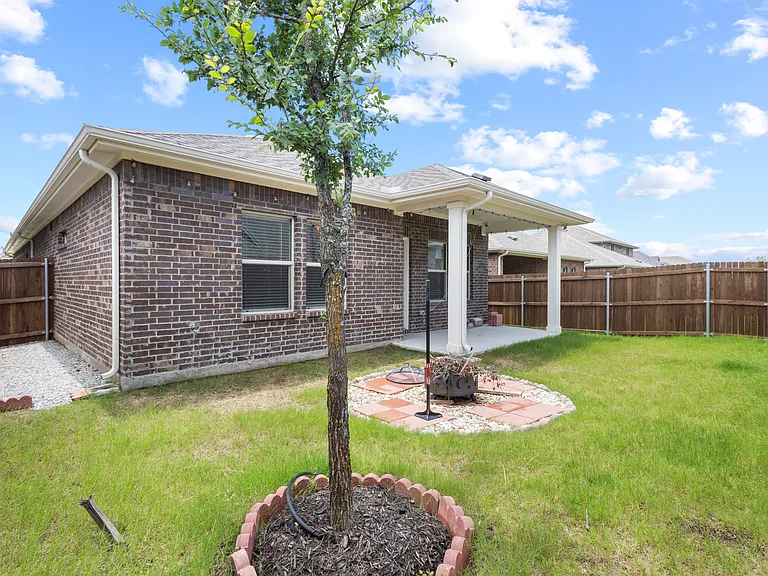 206 Goosewood Dr — Photo 17