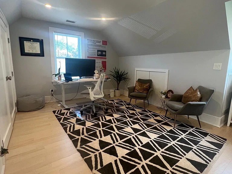 12 Plymouth Rd — Photo 15