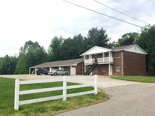 6555 Greenwood Rd #A, Chandler, IN 47610