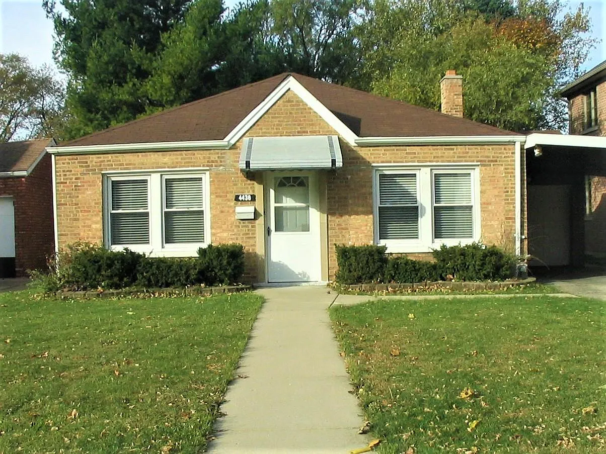 4438 Grace St photo 1